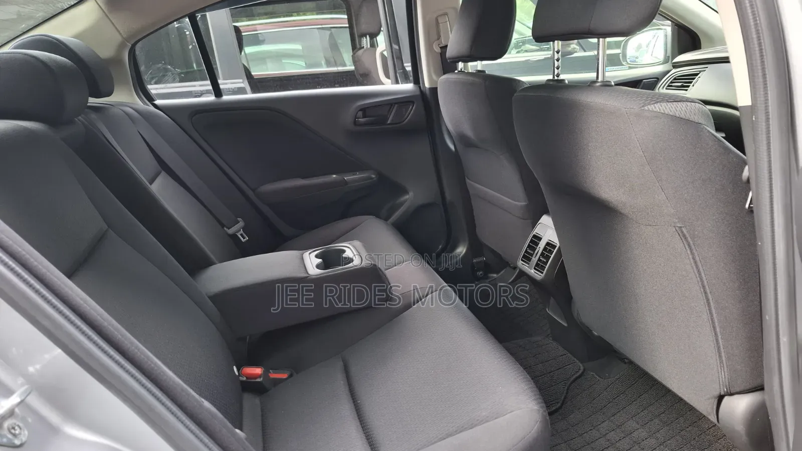 Honda Grace 1.5 Hybrid FWD 2019 Silver
