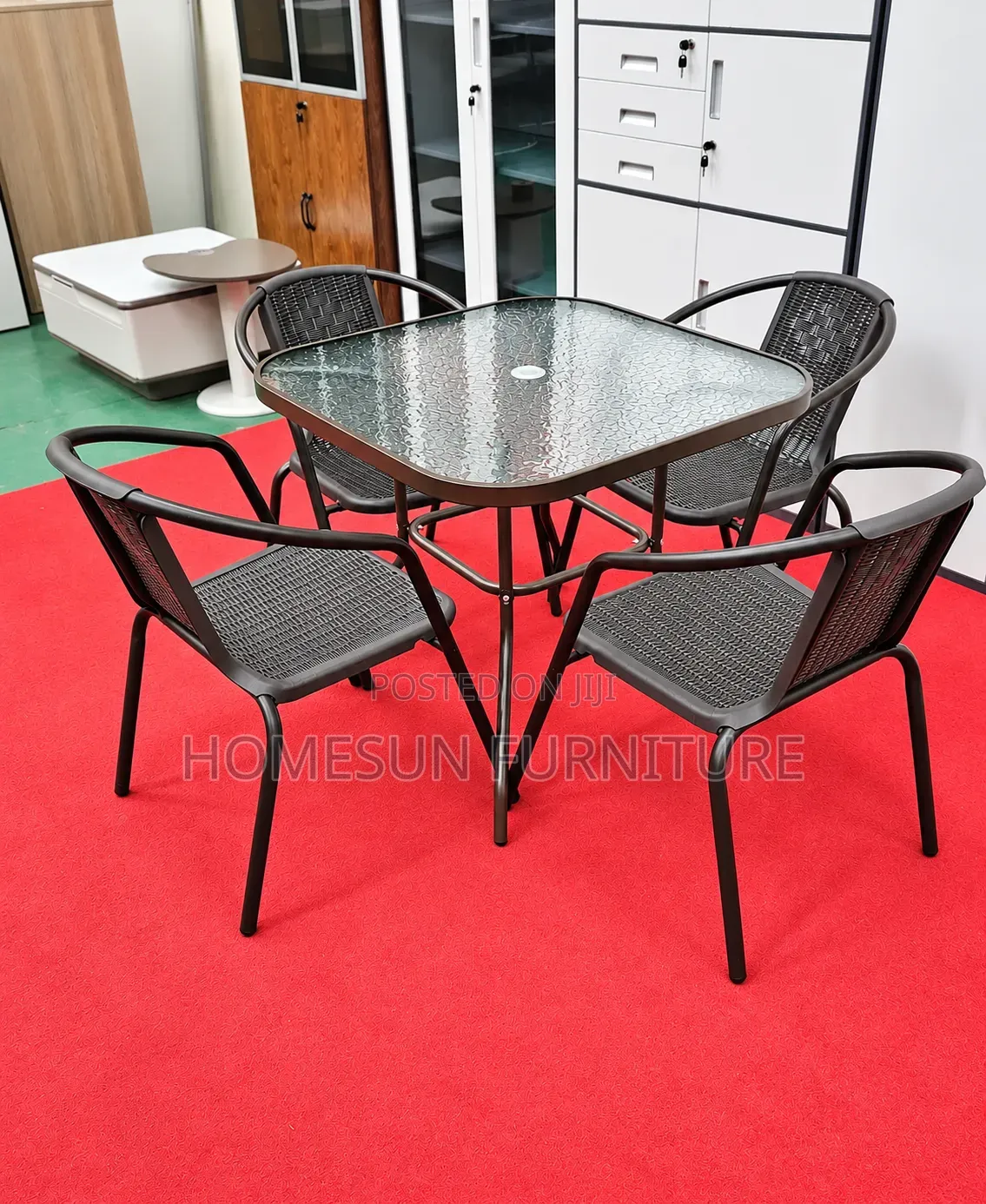 Outdoor Dining Table Set With 4 Woven Chairs