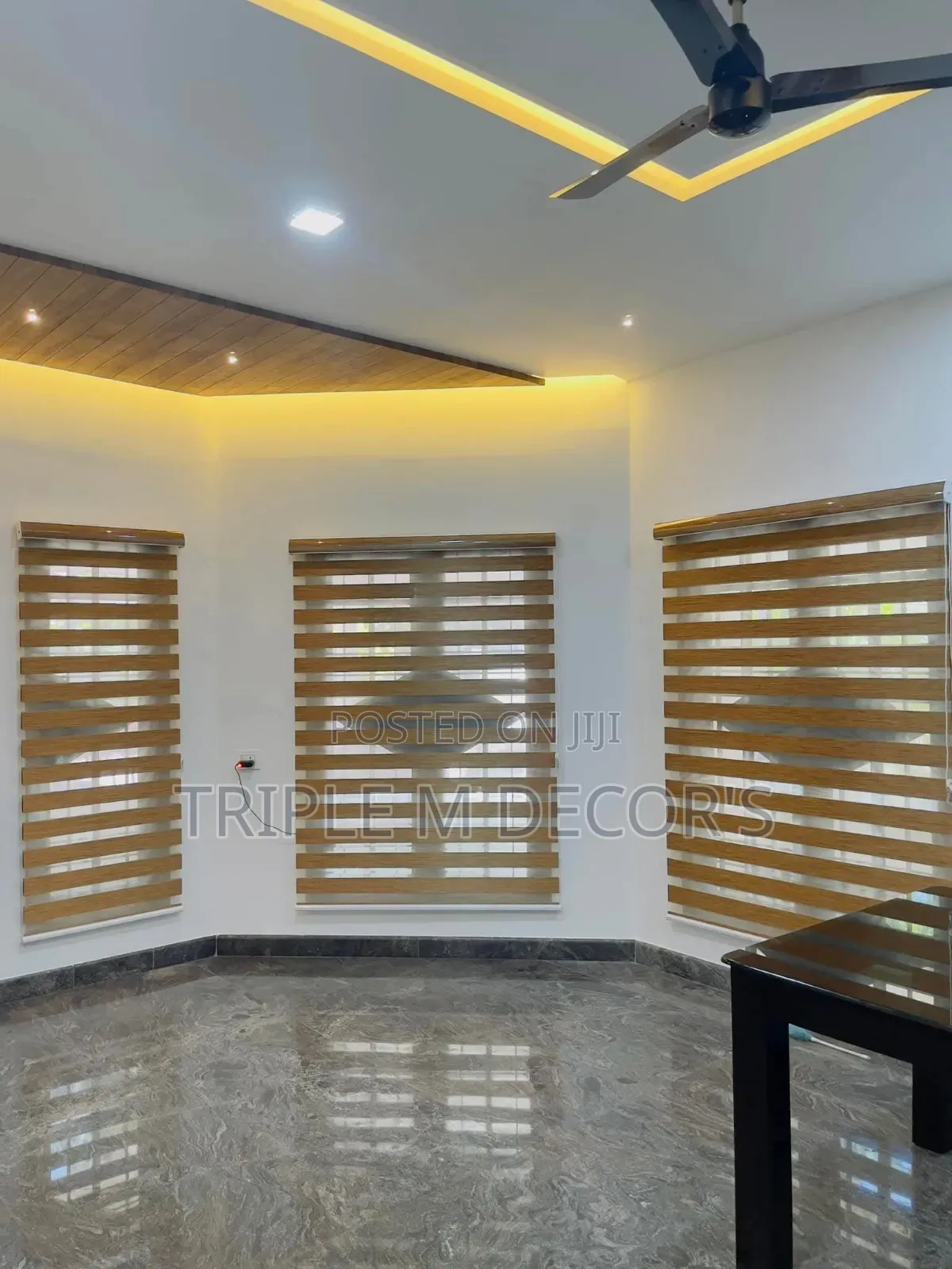 Durable Horizontal Window Blinds – Various Sizes & Colors