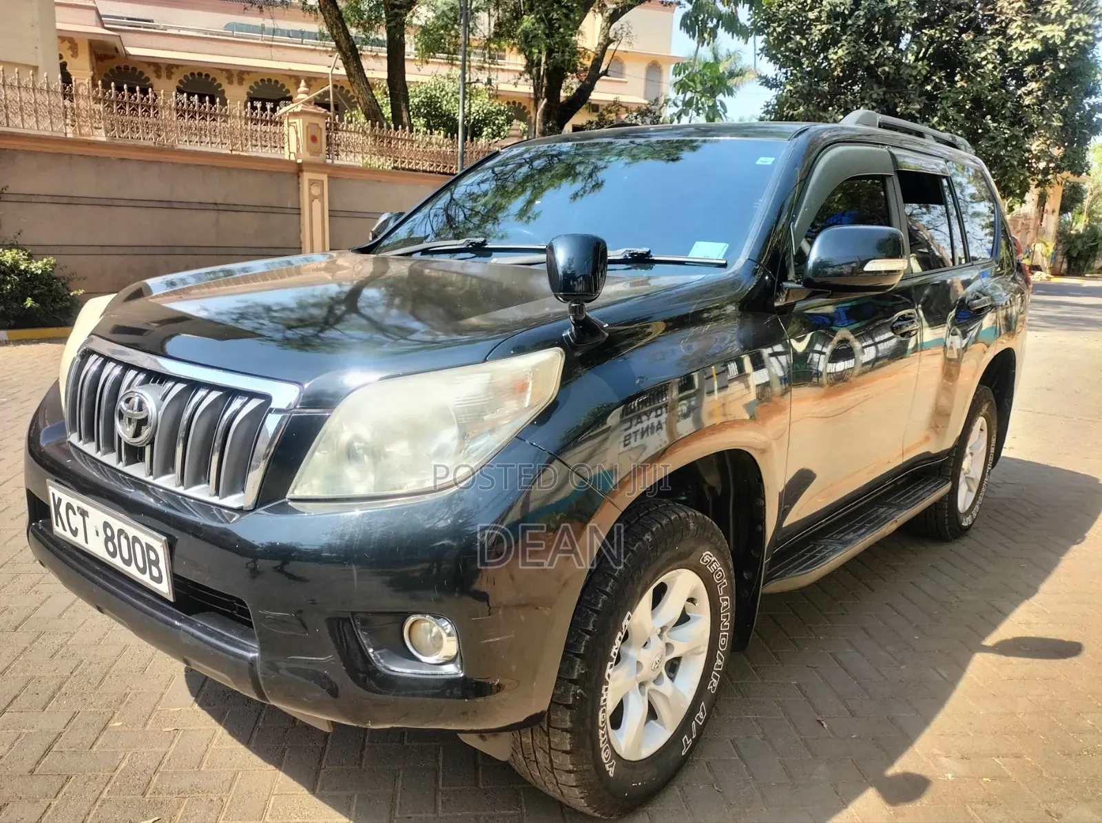 Toyota Land Cruiser Prado 2011 Black