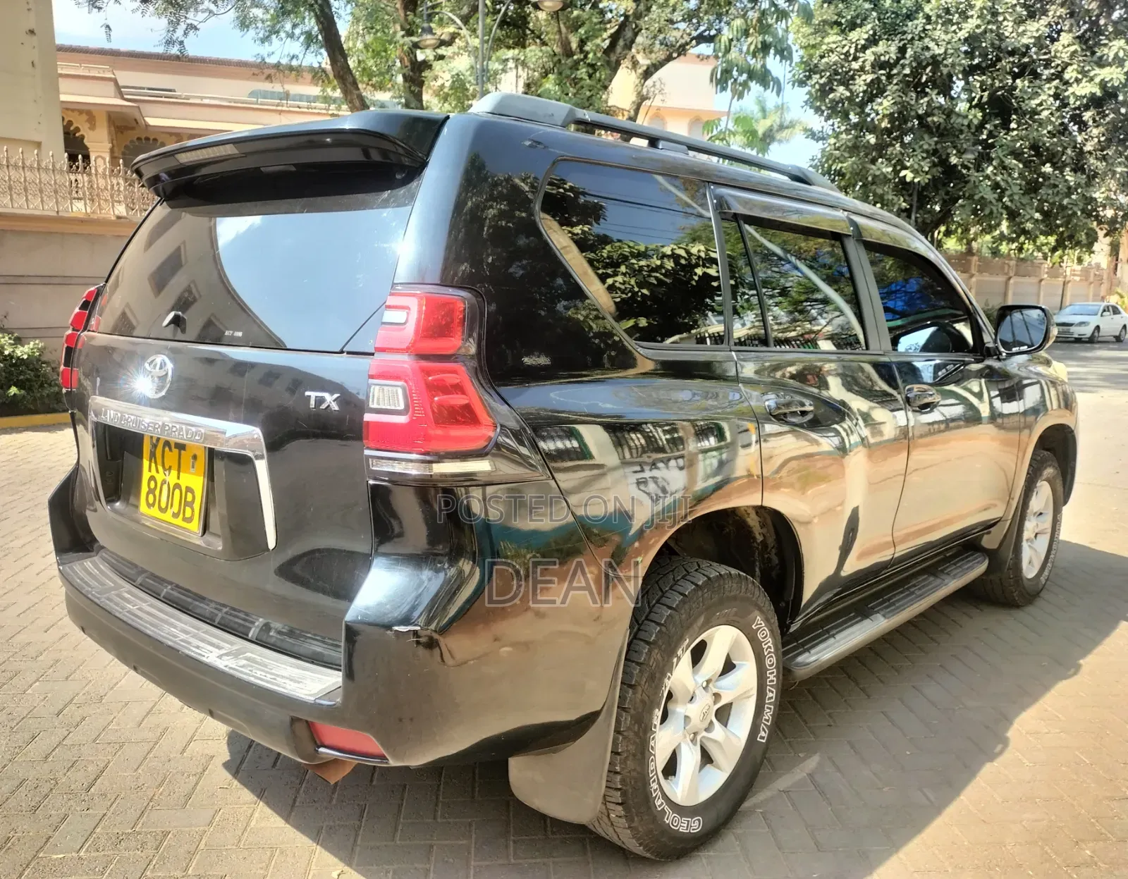 Toyota Land Cruiser Prado 2011 Black