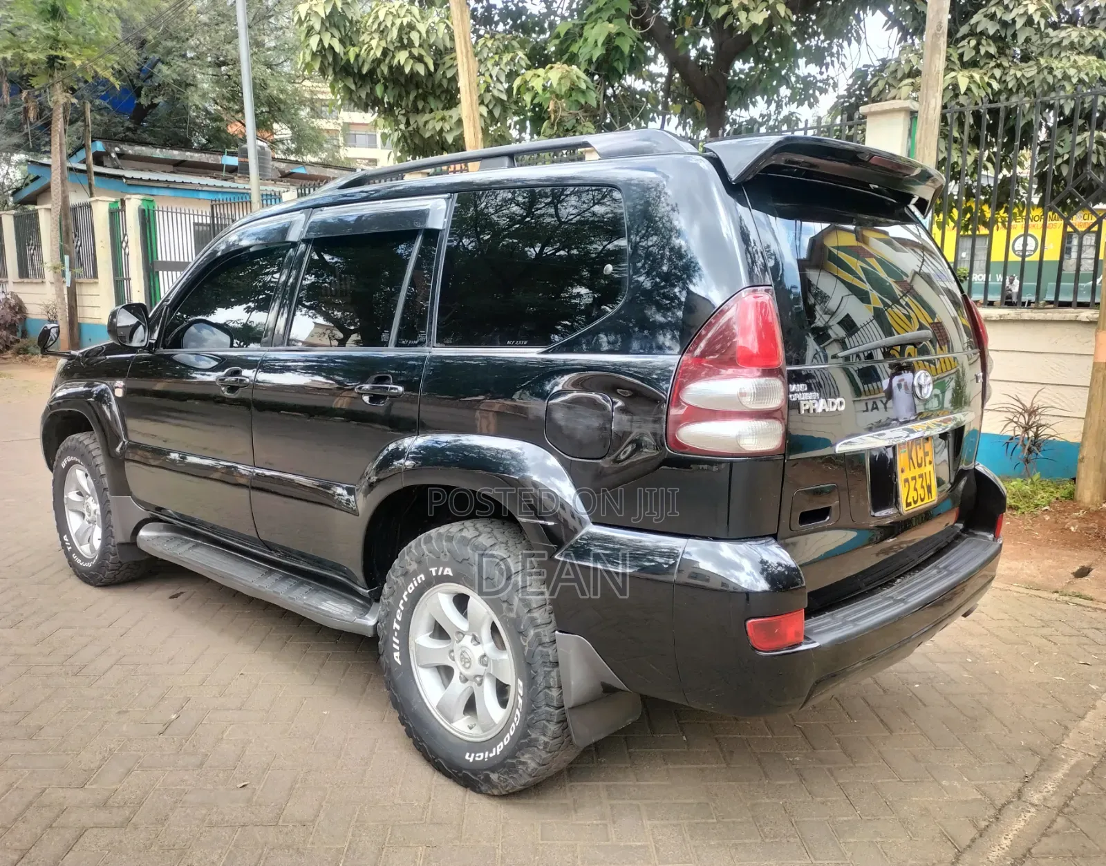 Toyota Land Cruiser Prado 2009 Black