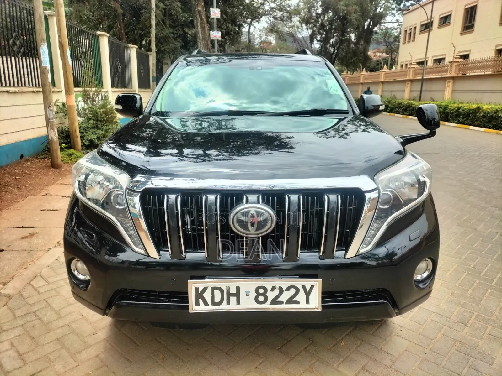 Toyota Land Cruiser Prado 2016 Black