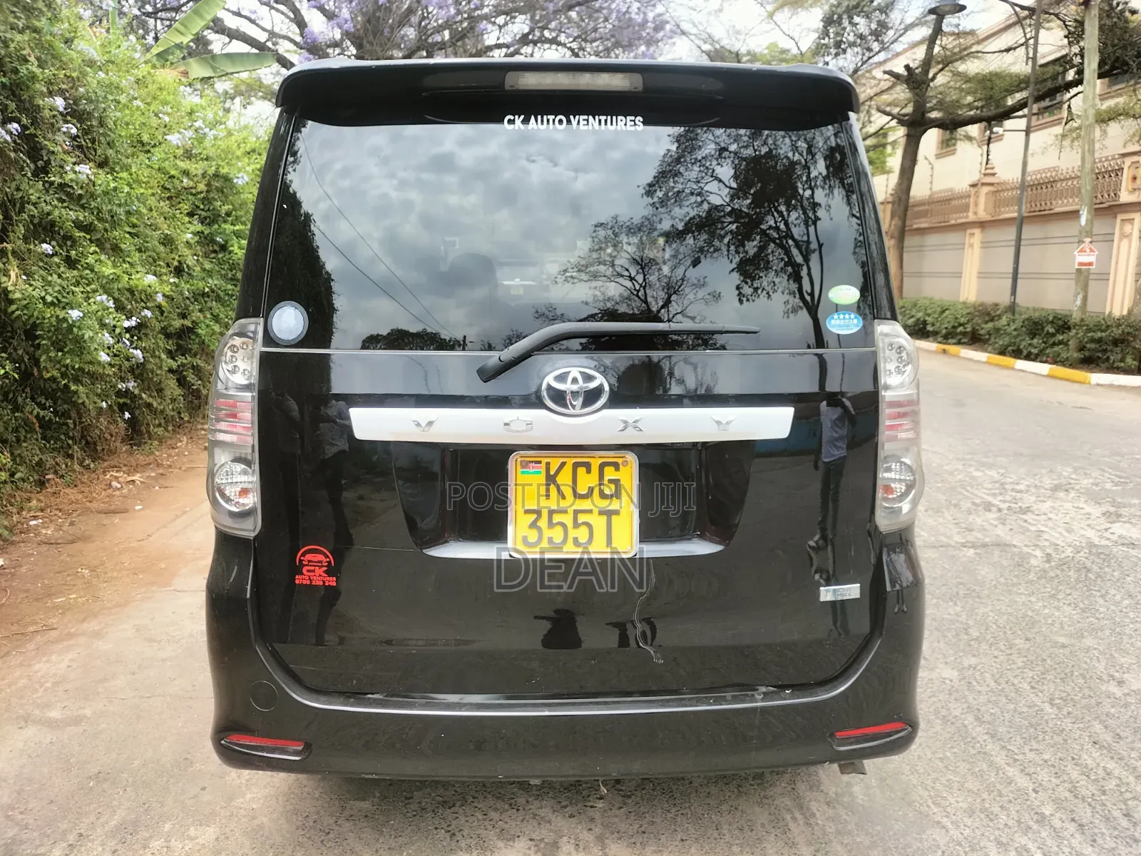 Toyota Voxy 2009 Black