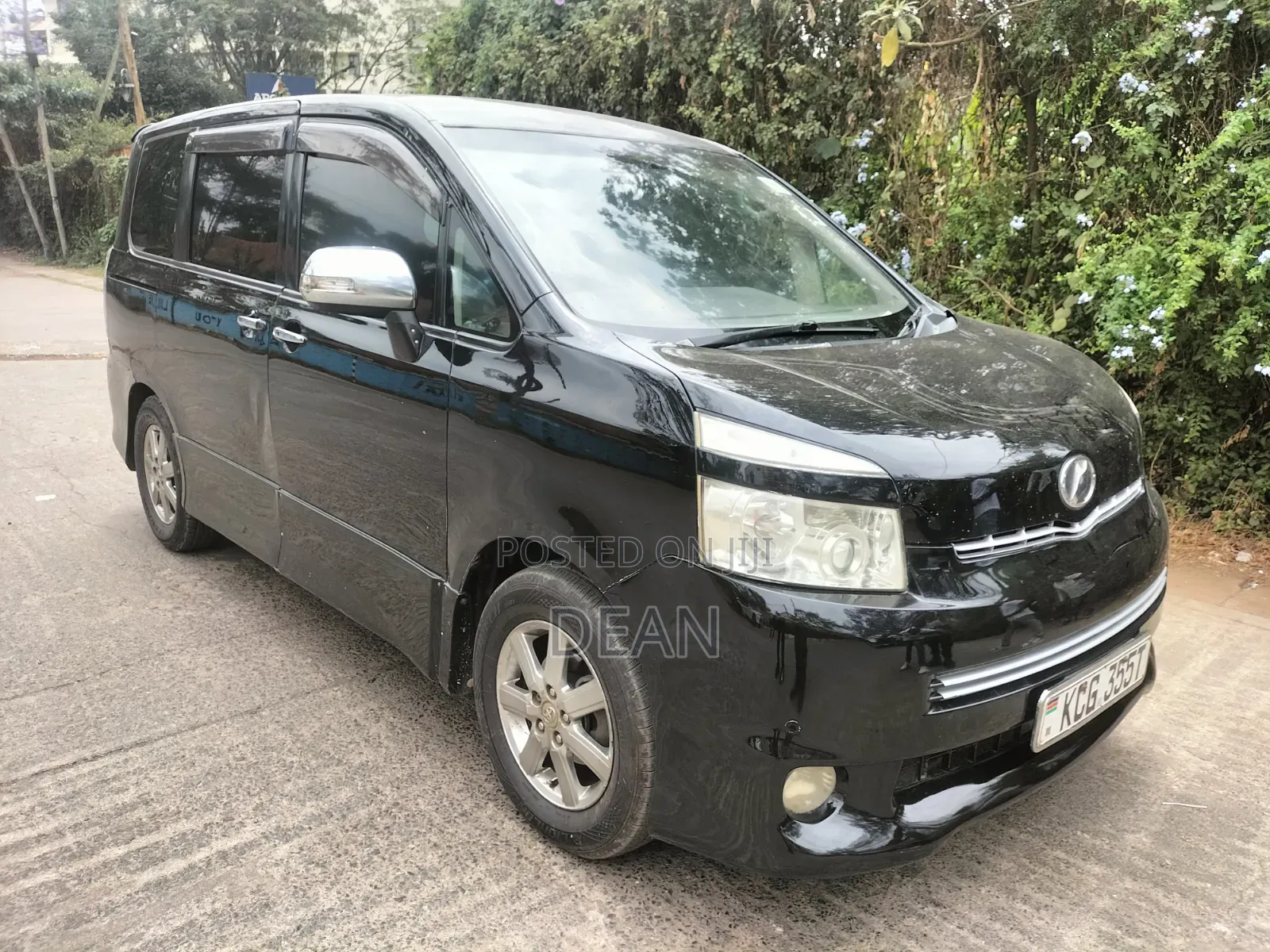 Toyota Voxy 2009 Black