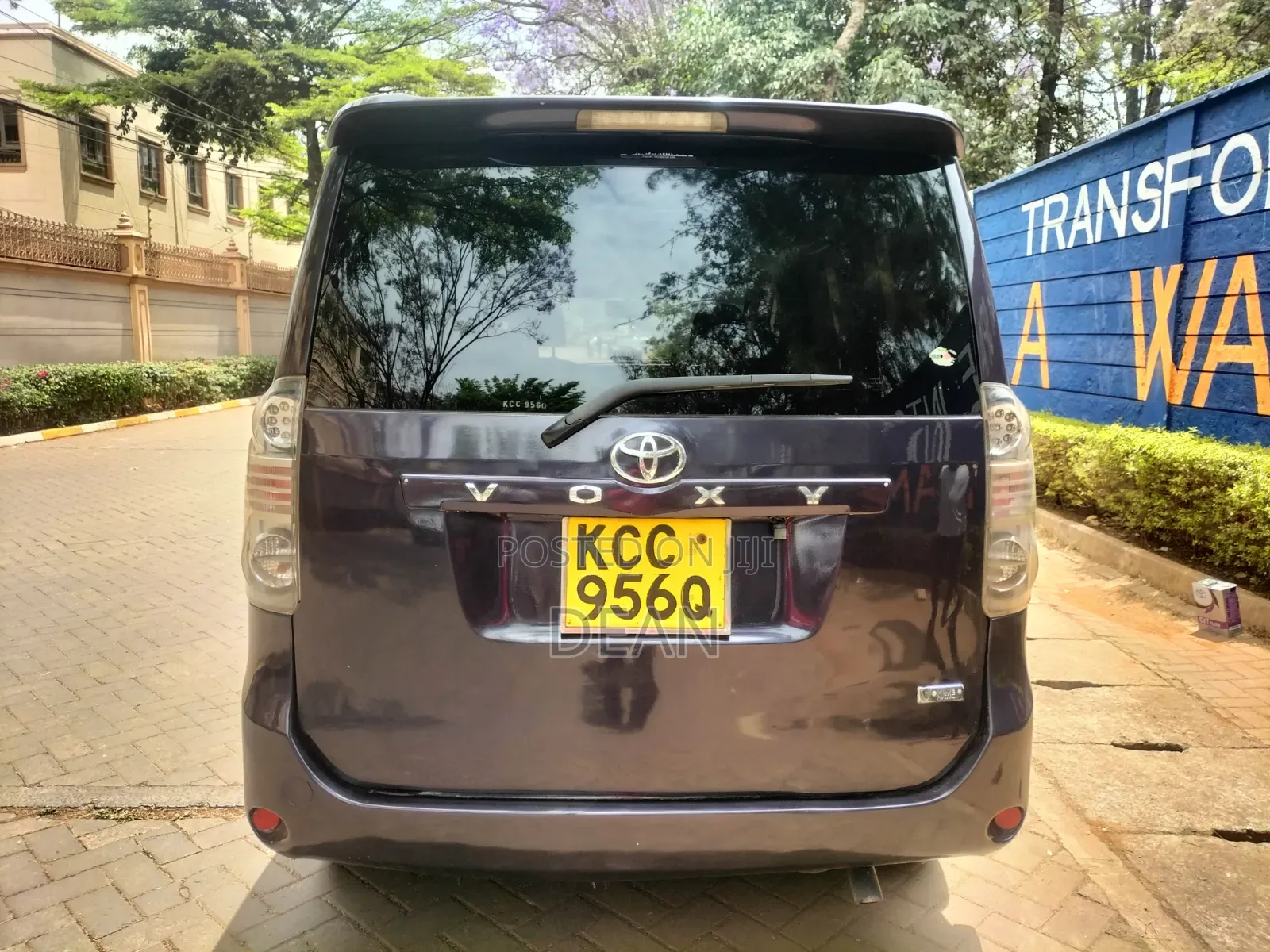 Toyota Voxy 2008 Burgundy