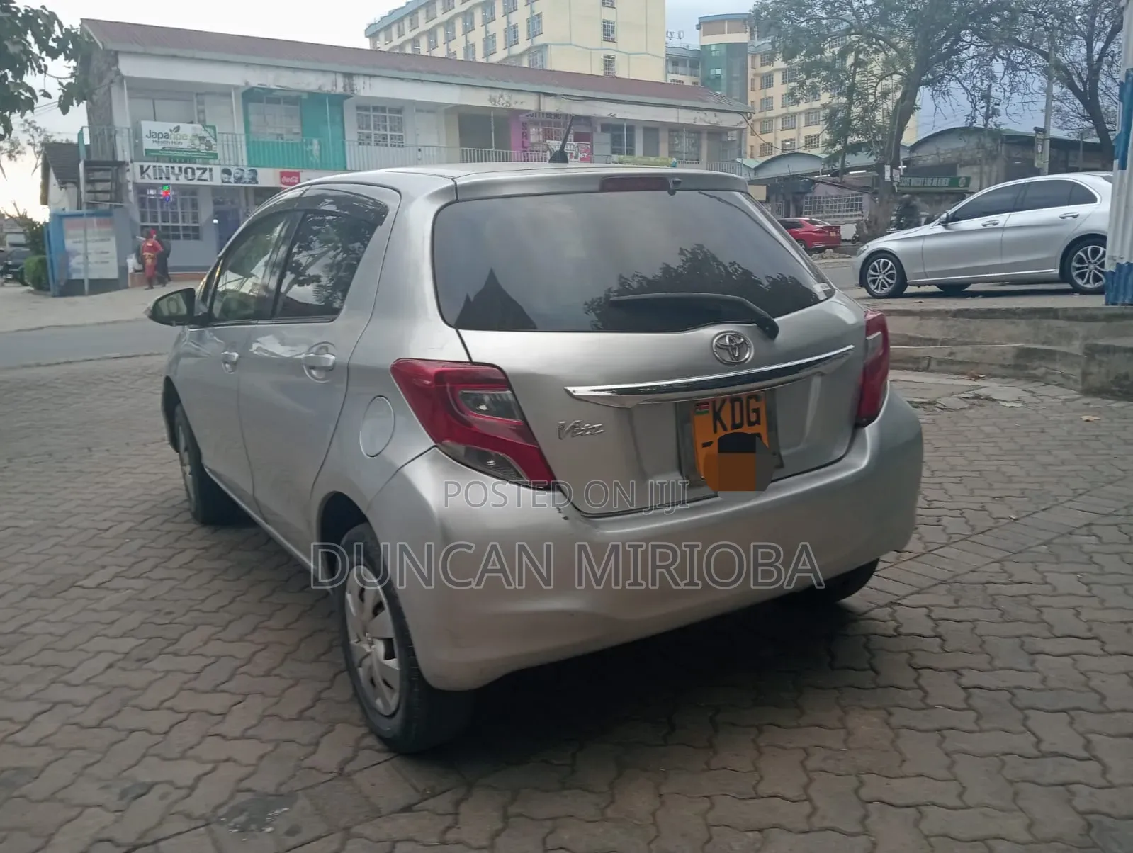 Toyota Vitz 2015