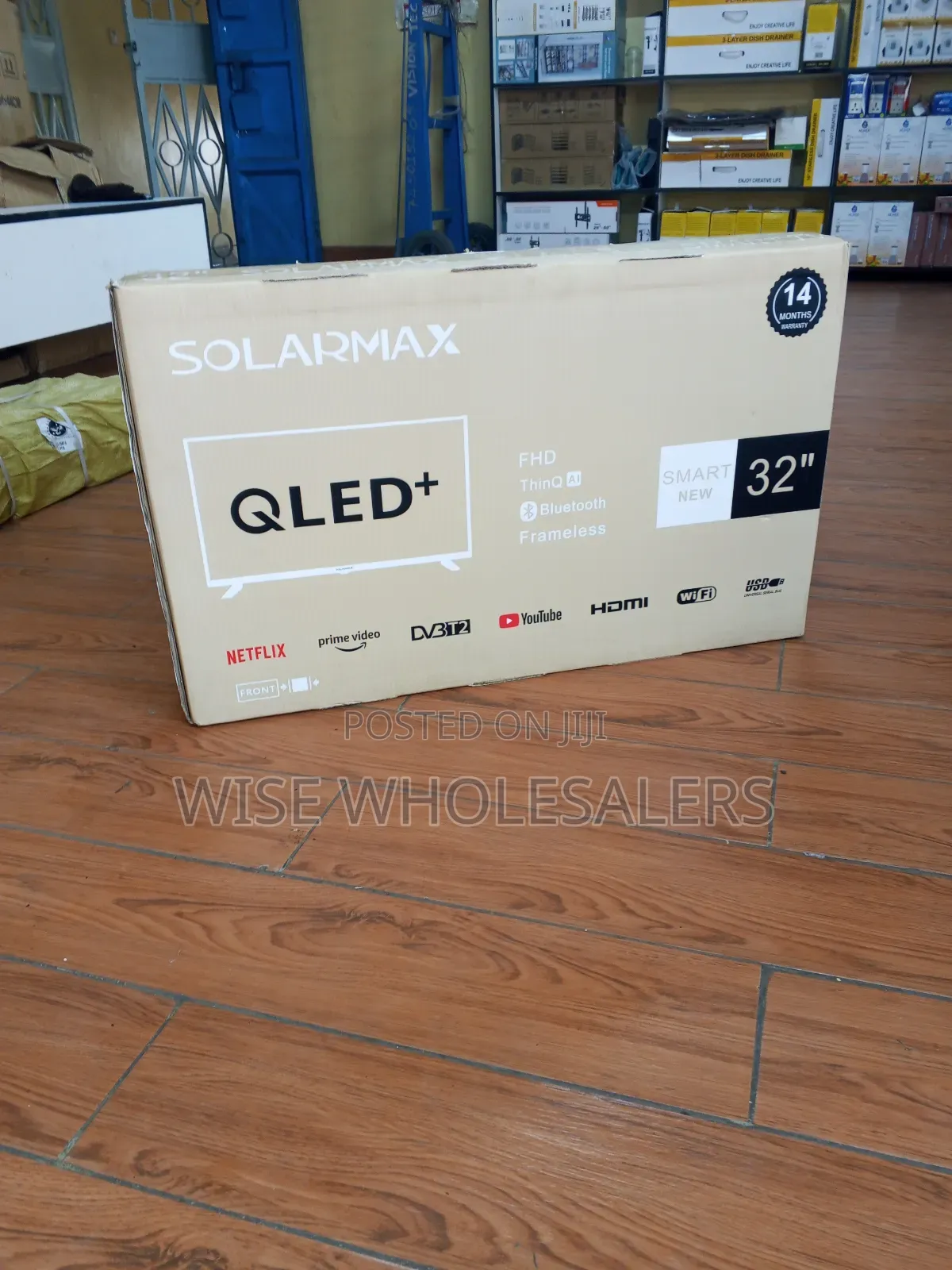 Solarmax 32inches QLED Smart Android Frameless TV.