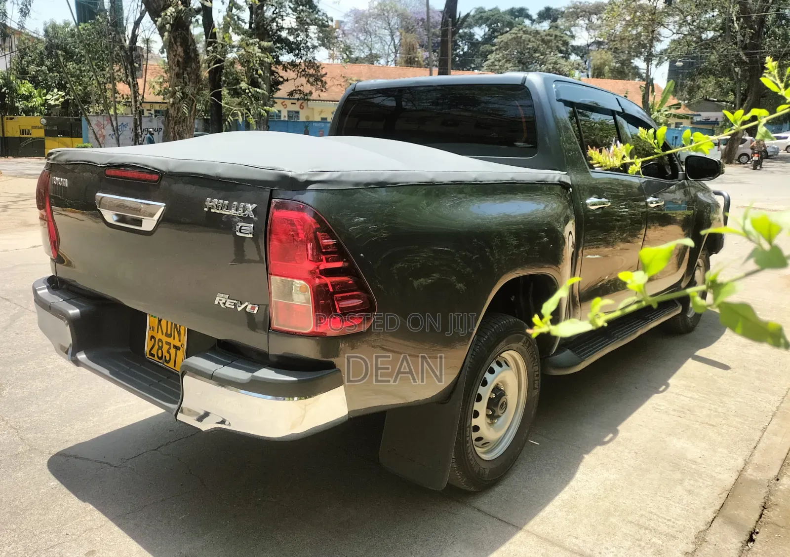 Toyota Hilux 2017 Black