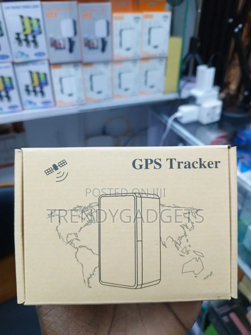 P7 Mini 4G GPS Tracker for Vehicle Anti Theft Security
