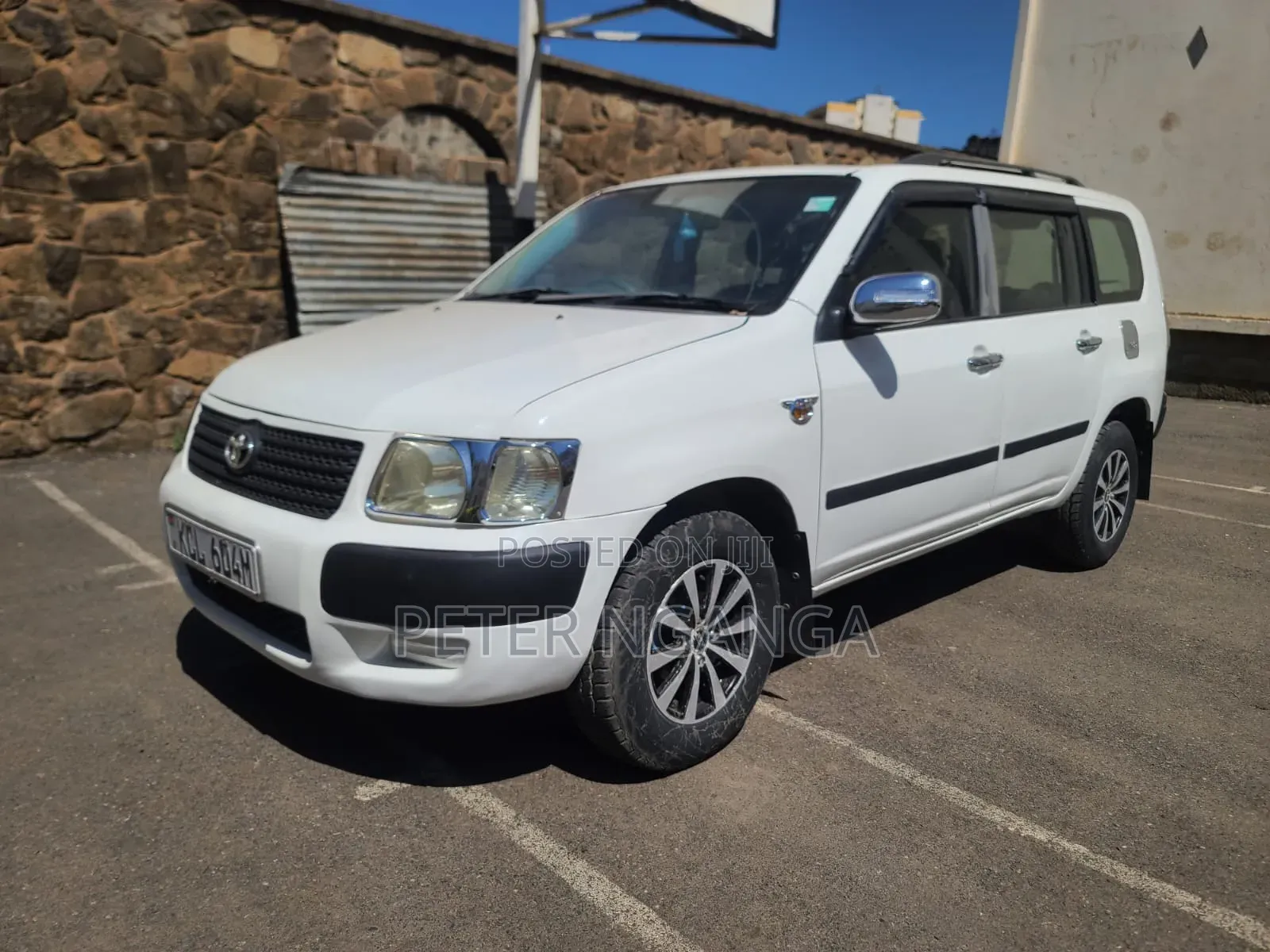 Toyota Succeed 2010 Off white