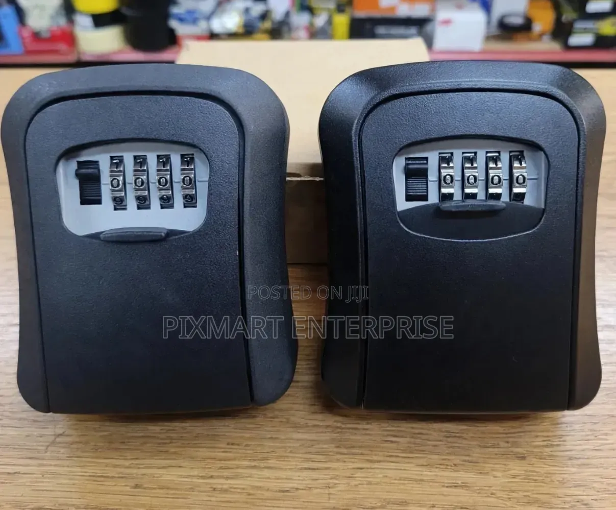 Metallic Key Lock Box With 4-Digit Combination Password