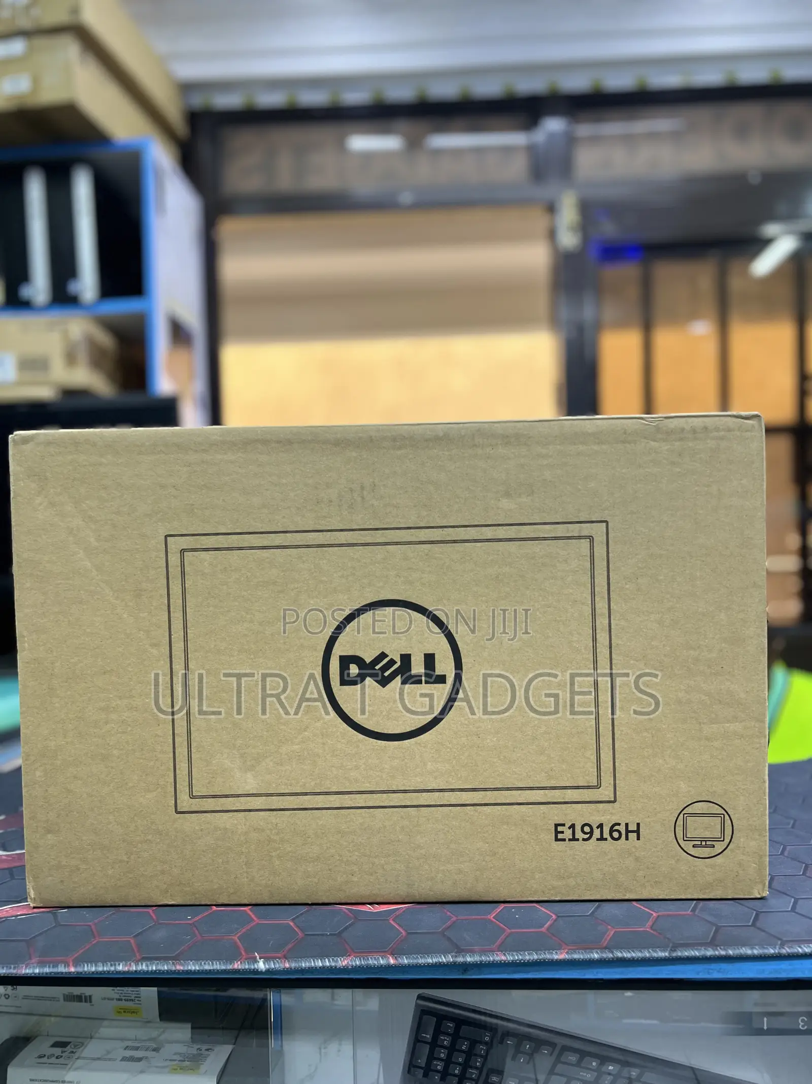 Dell E1916 19-Inch Monitor VGA DisplayPort