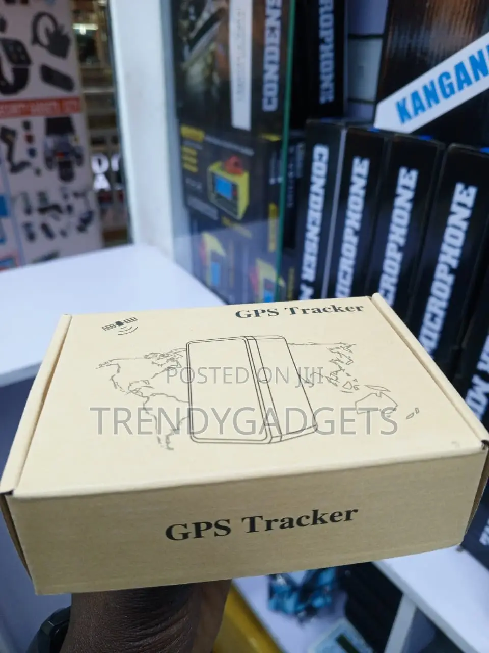 P7 Mini GPS Tracker With Mobile App Location Monitoring
