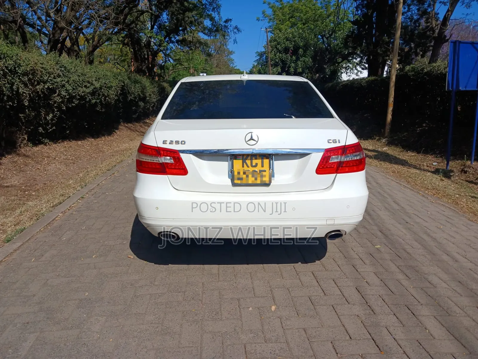 Mercedes-Benz E250 2011 White