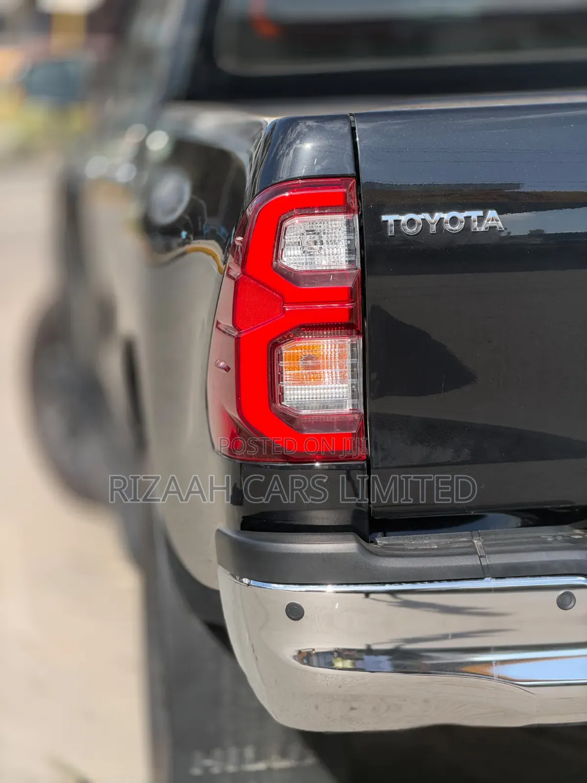 Toyota Hilux Revo Double Cab Deisel 2.4 AWD 2021 Black
