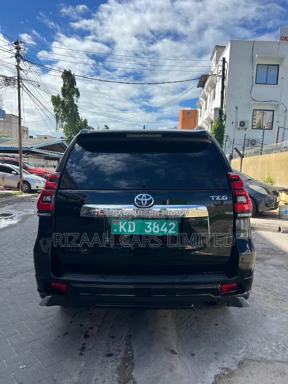 Toyota Land Cruiser Prado 2.8 2022 Black