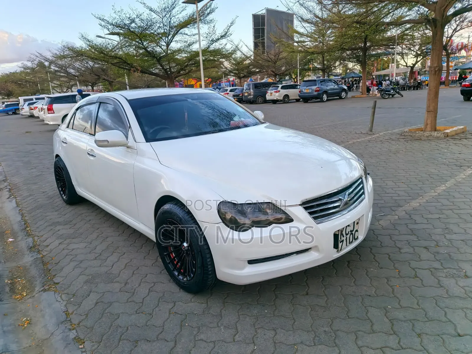 Toyota Mark X 2.5 RWD 2010 White