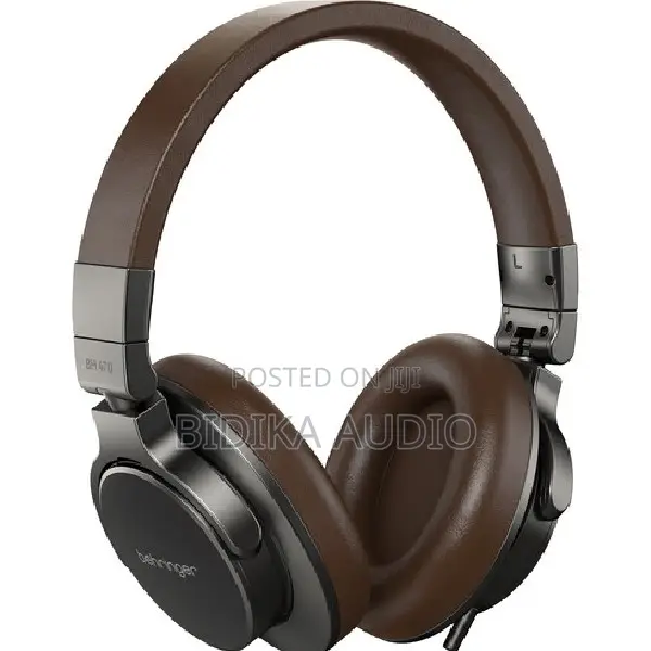 Behringer BH 470 Studio Monitoring Headphones