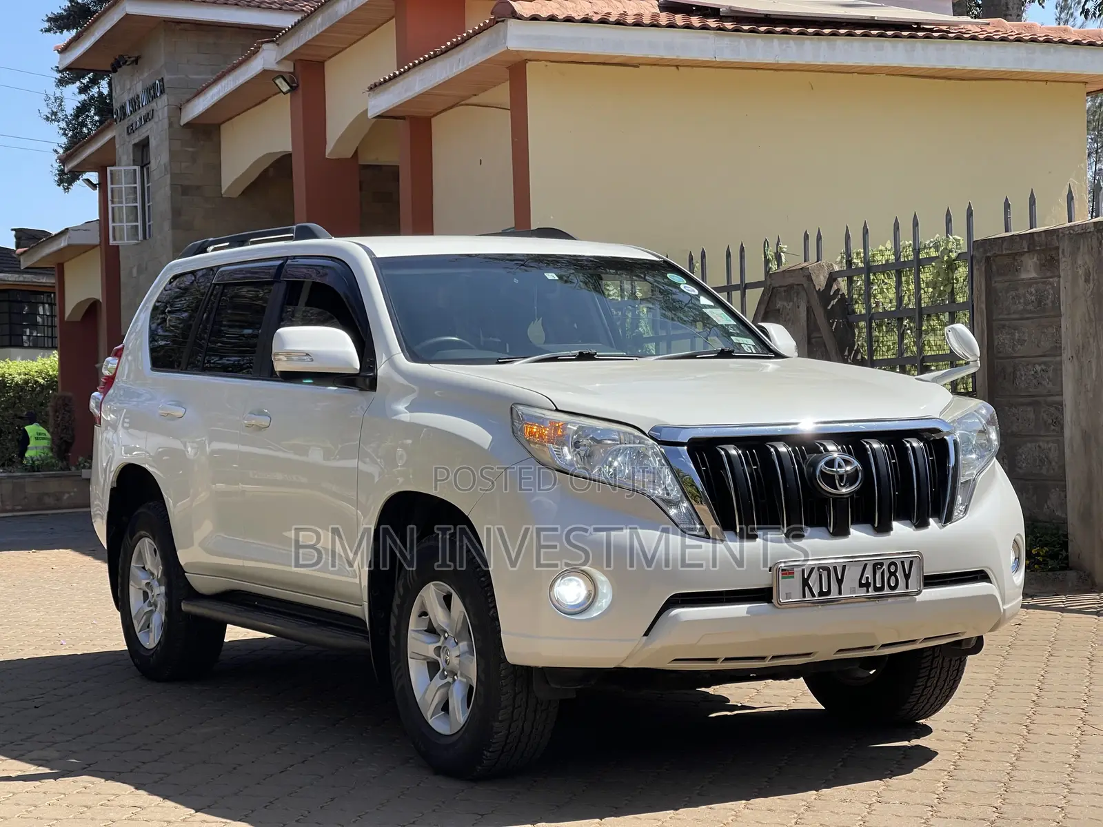Toyota Land Cruiser Prado 2016 White