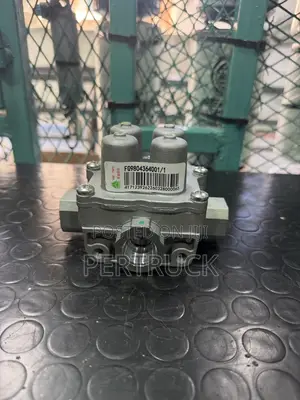 Four Way Valve Sinotruck Howo H2/H3 Light Truck FG/1
