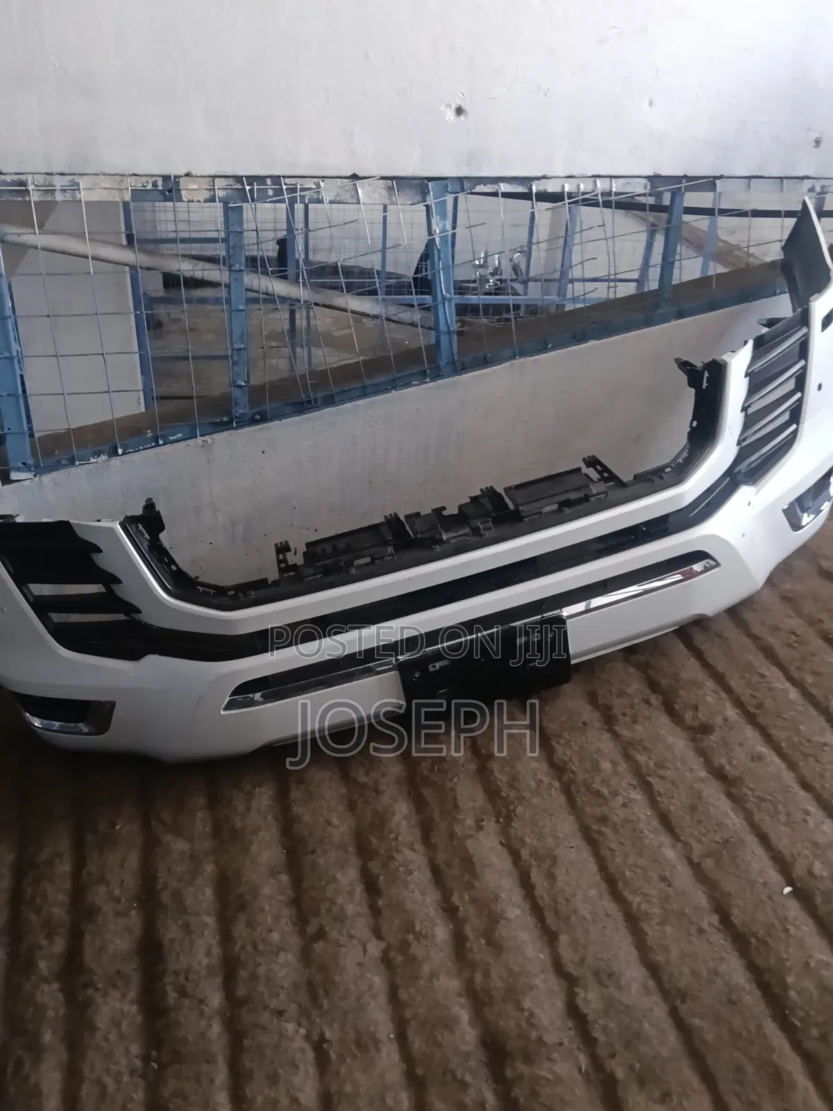 Lc 300 Series Front Bumper