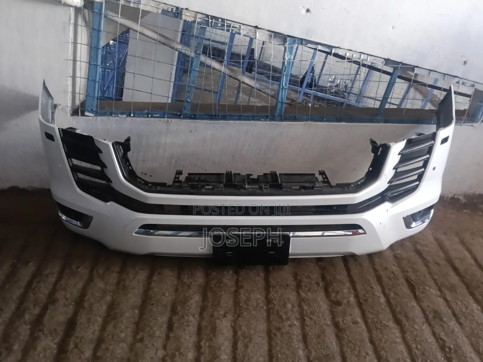 Lc 300 Series Front Bumper