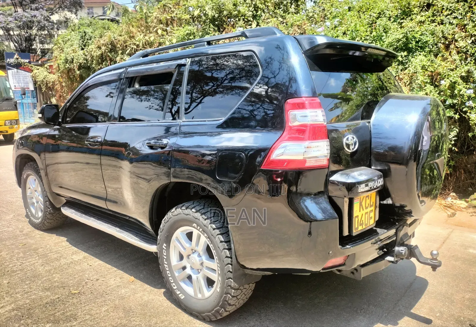 Toyota Land Cruiser Prado 2011 Black