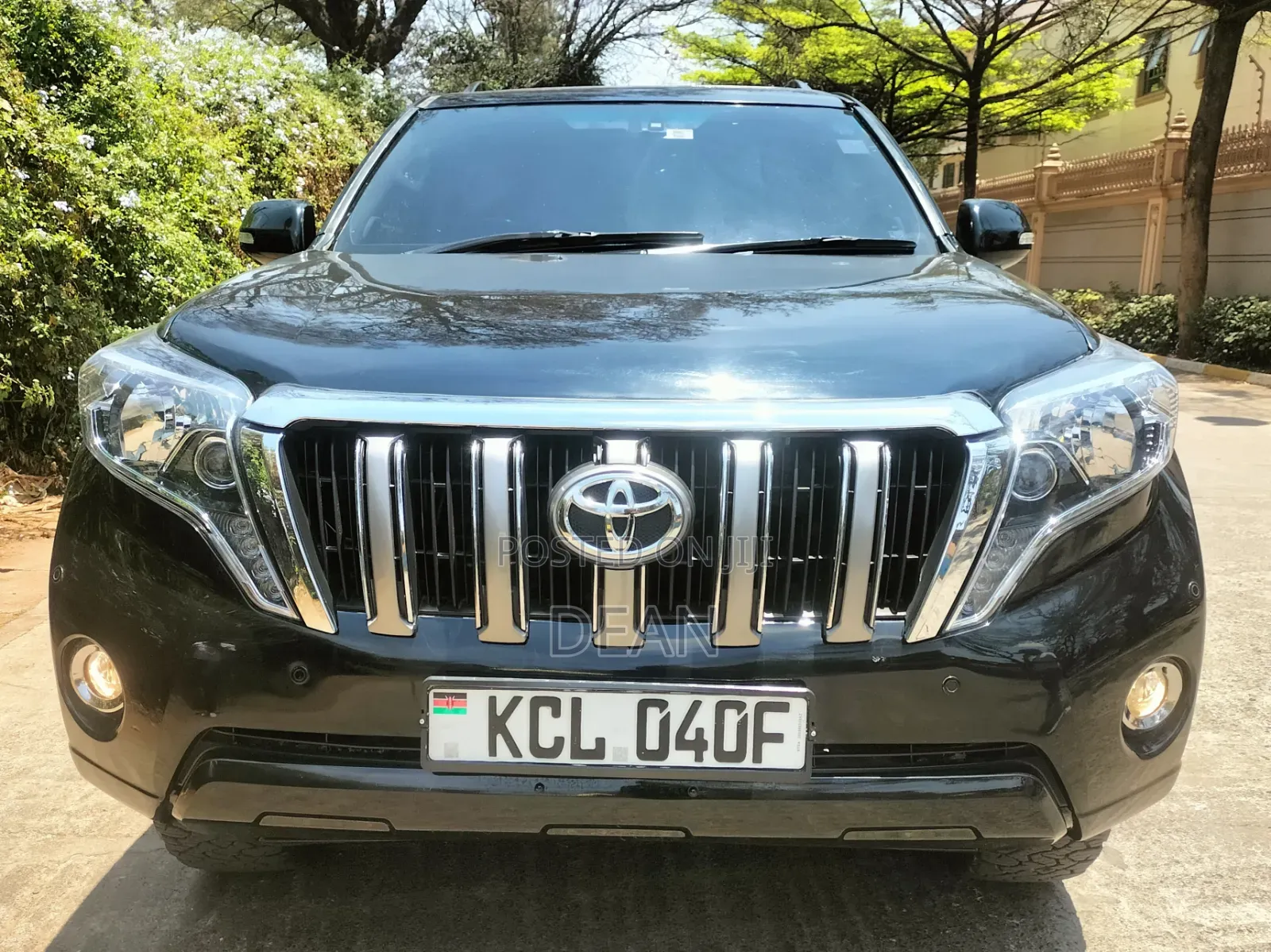 Toyota Land Cruiser Prado 2011 Black