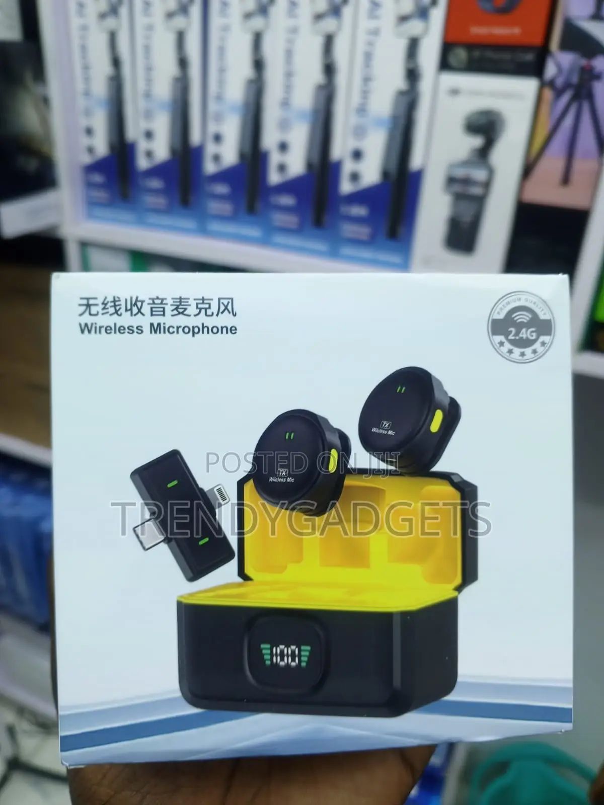 Q9 Dual Mic Vlogging Kit With Charging Case for Type C Phones