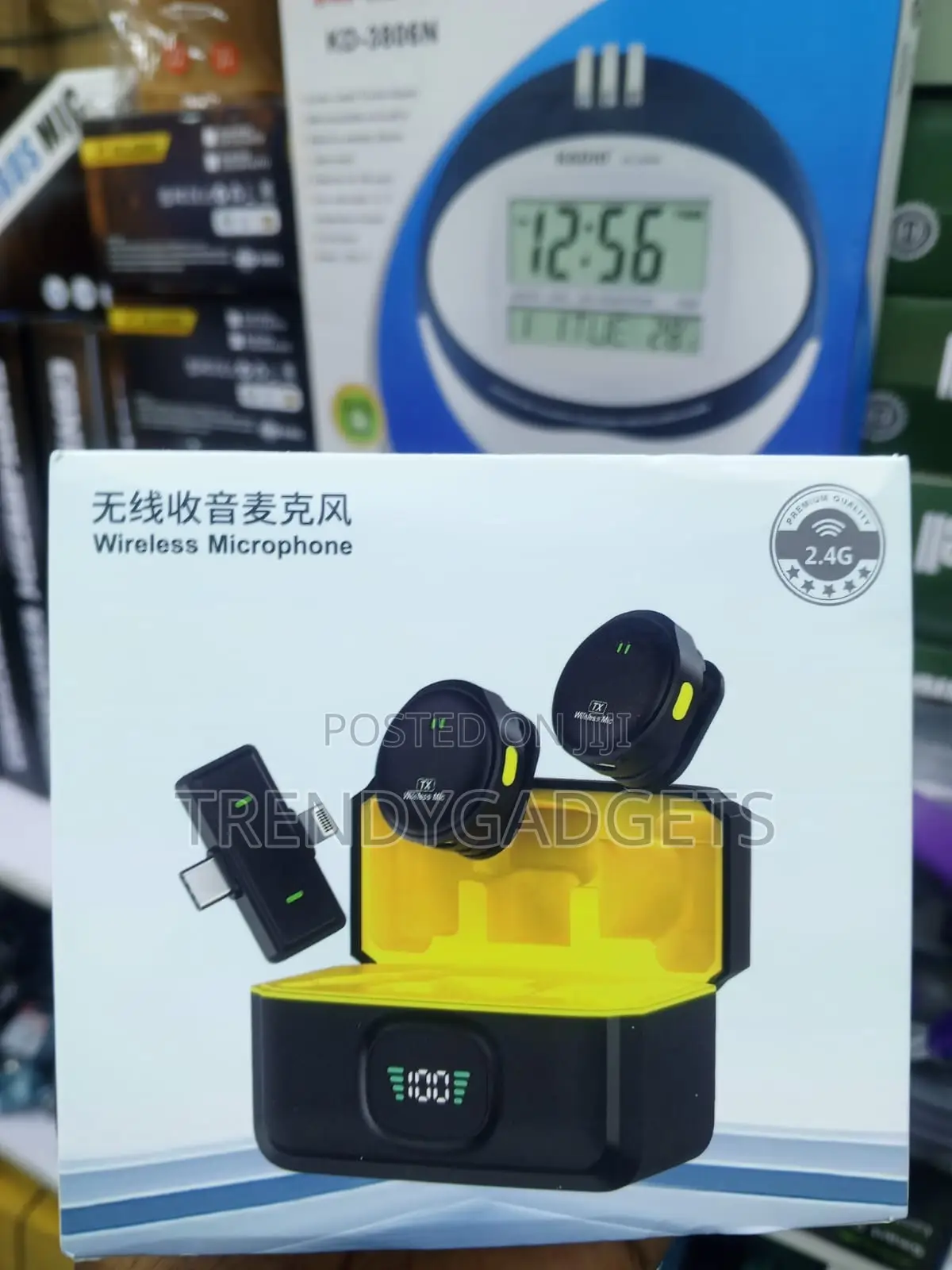 Q9 Dual Transmitter Wireless Microphone for Interviews and Vlogs