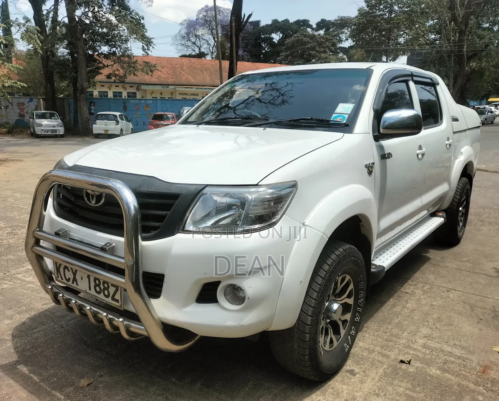 Toyota Hilux 2014 White