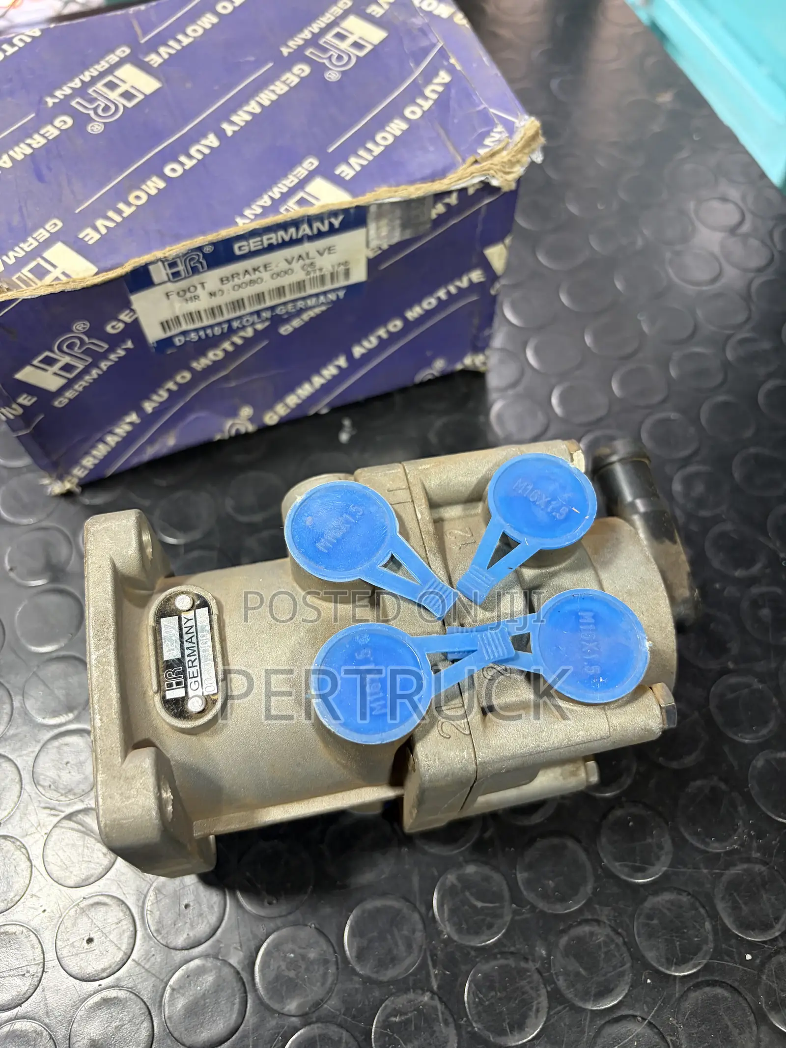 Brake Master Valve 8mm Full Output Sino Howo H2/H3 FG