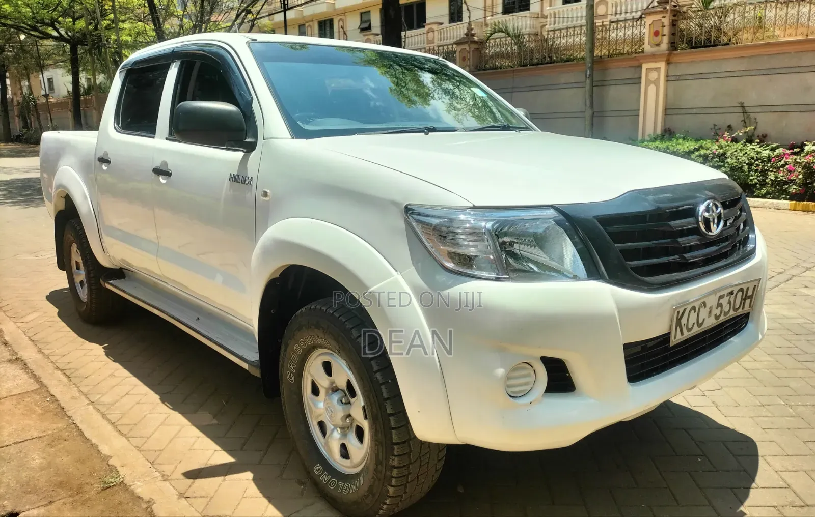 Toyota Hilux 2015 White