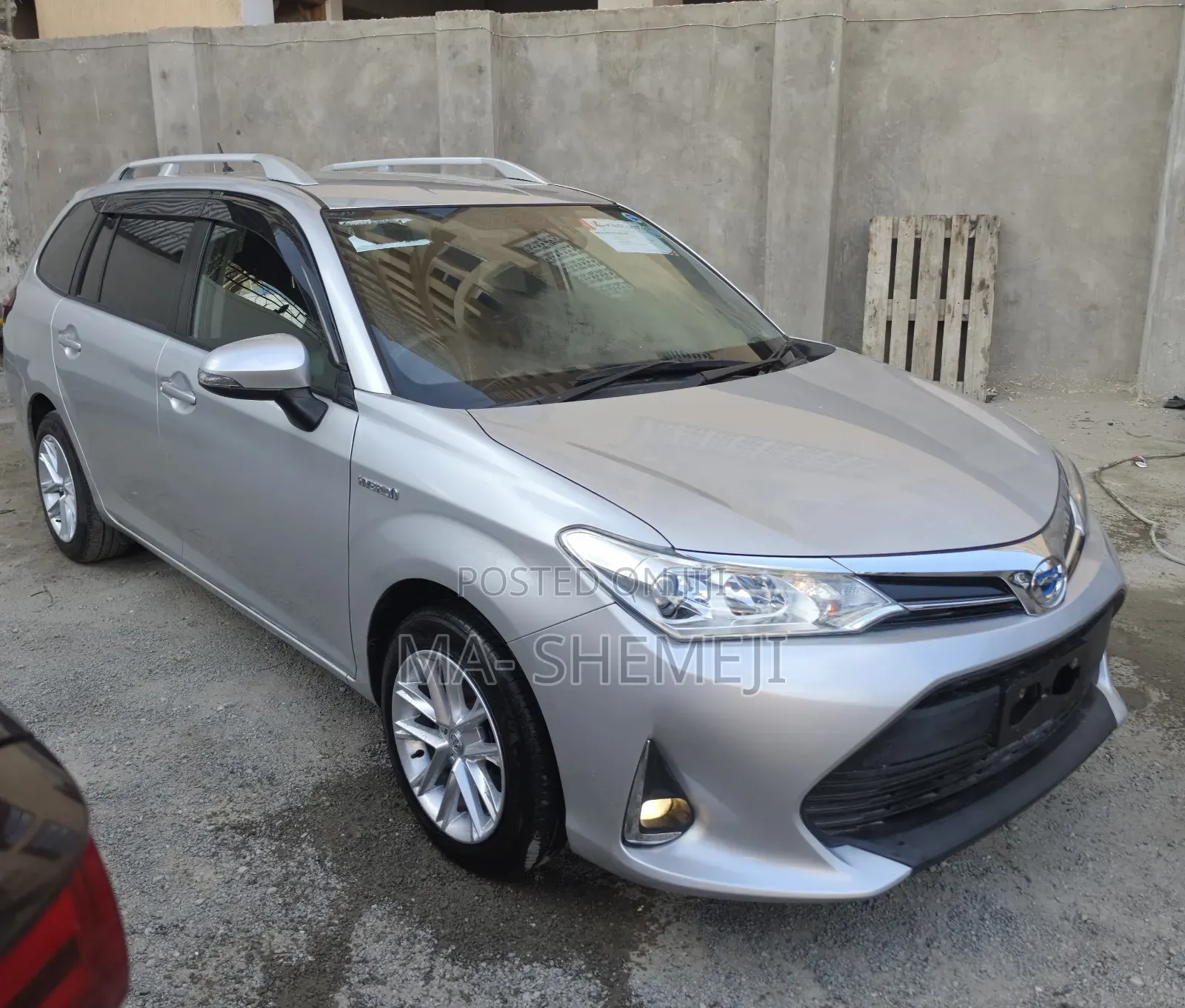 Toyota Corolla Fielder 1.5 Hybrid FWD 2020 Silver