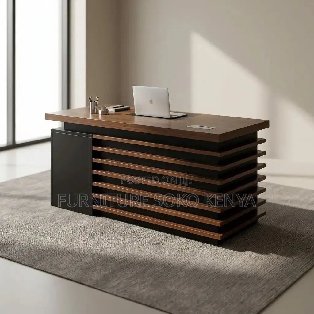 Office Desk : 1.4m Executive Office Desk With Slatted Front