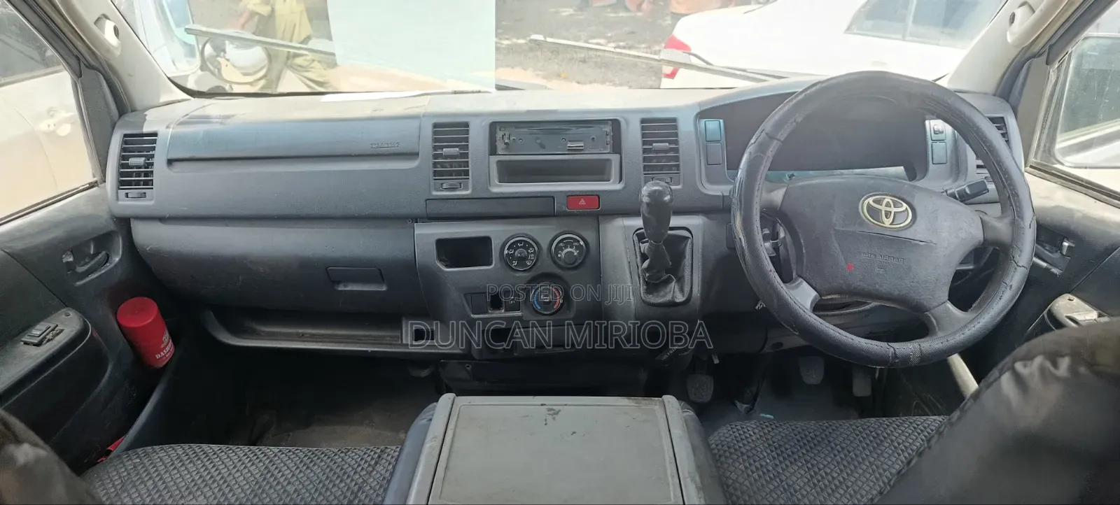 Toyota HiAce 2006 Silver