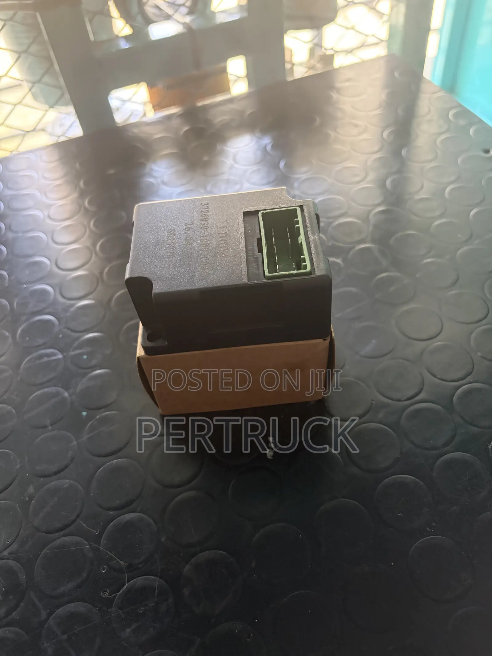 Turn Signal Flasher Relay FAW JK6 -1800-Coo/B