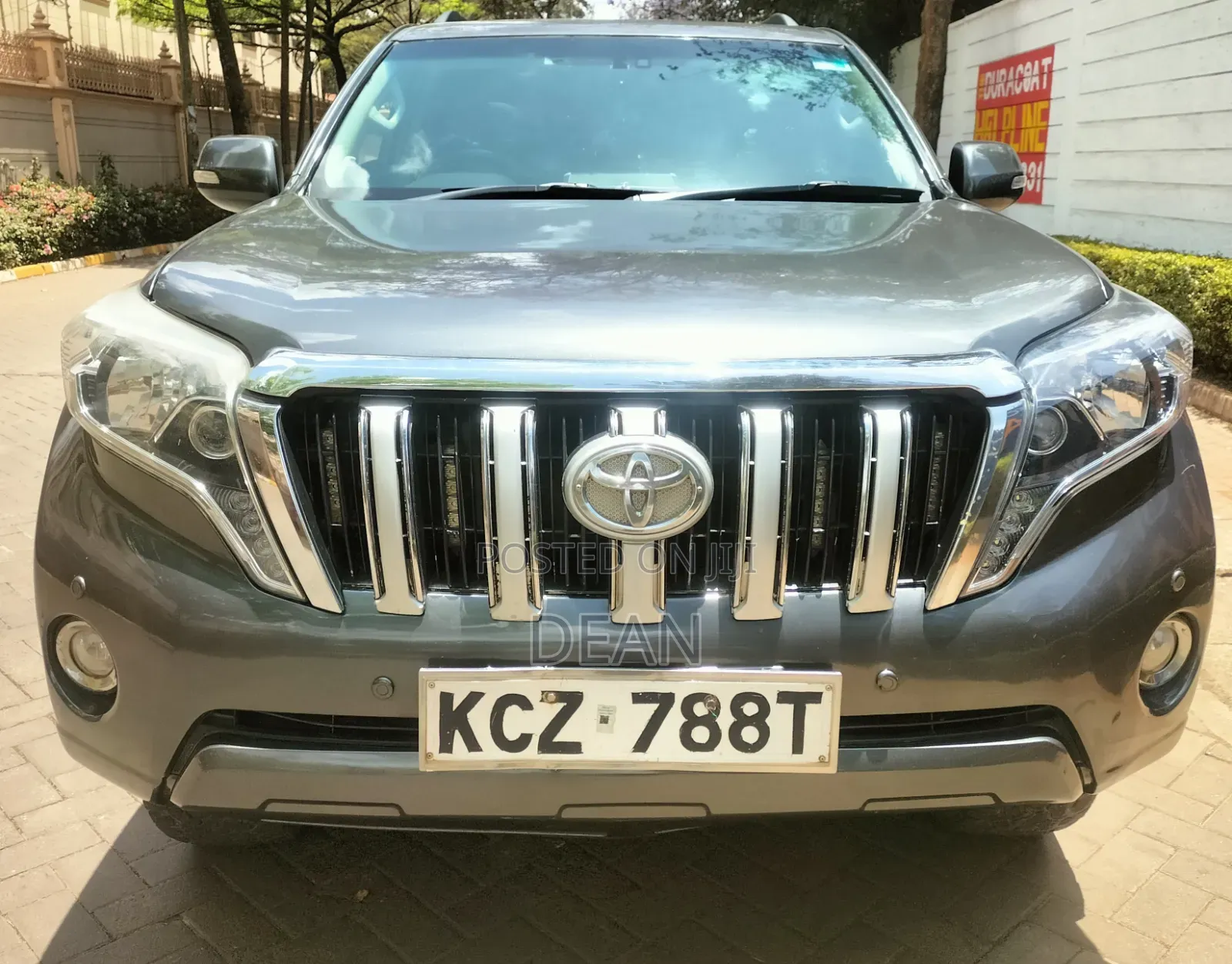 Toyota Land Cruiser Prado 2013 Gray