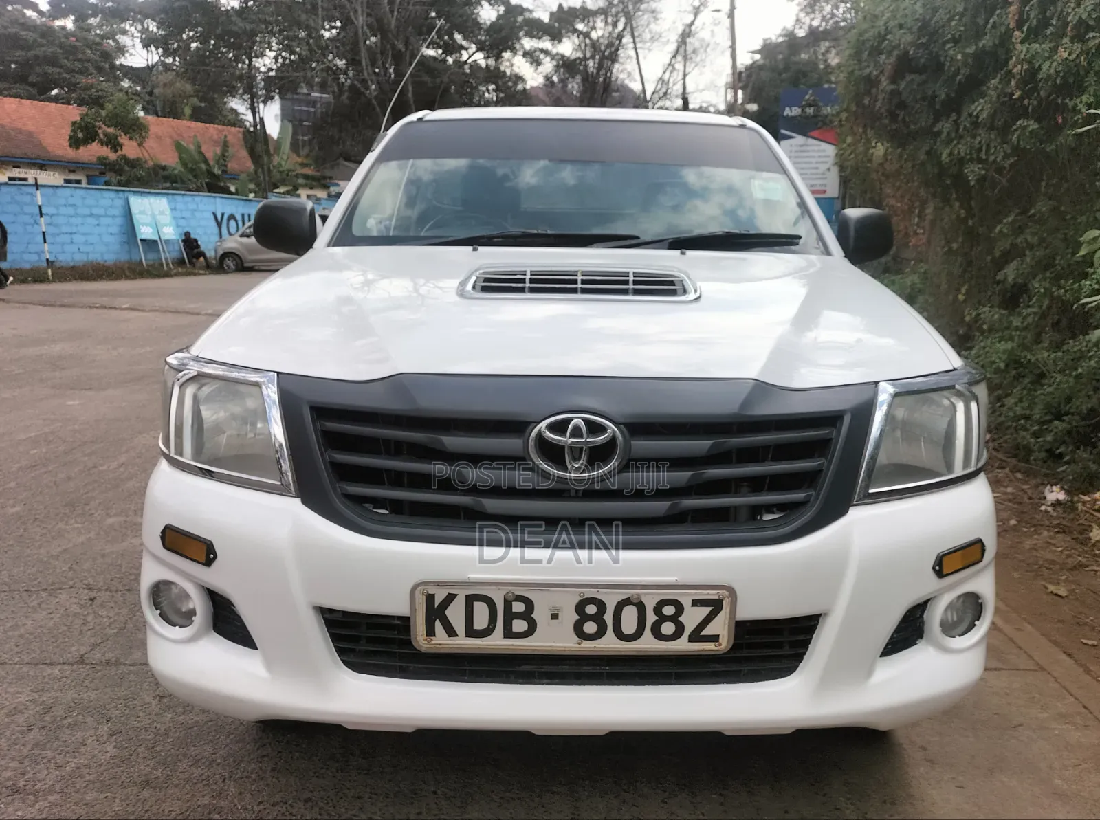 Toyota Hilux 2014 White