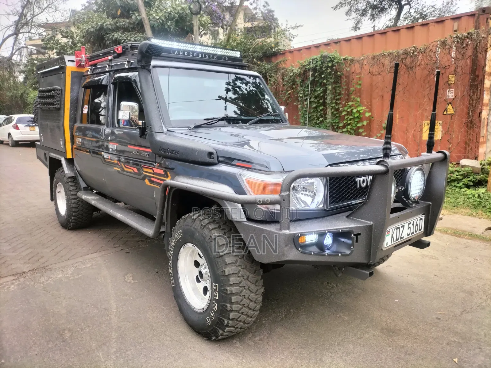 Toyota Land Cruiser 2014 Gray