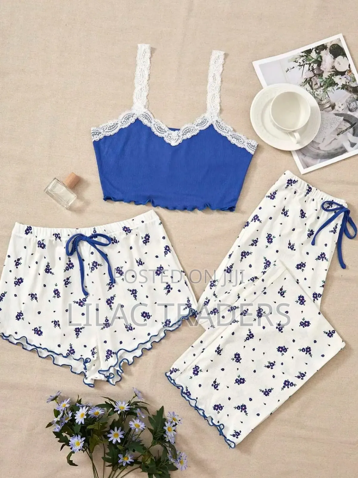 Stylish Women's Flower Pajama Set – M, L, XL, 2XL Bre