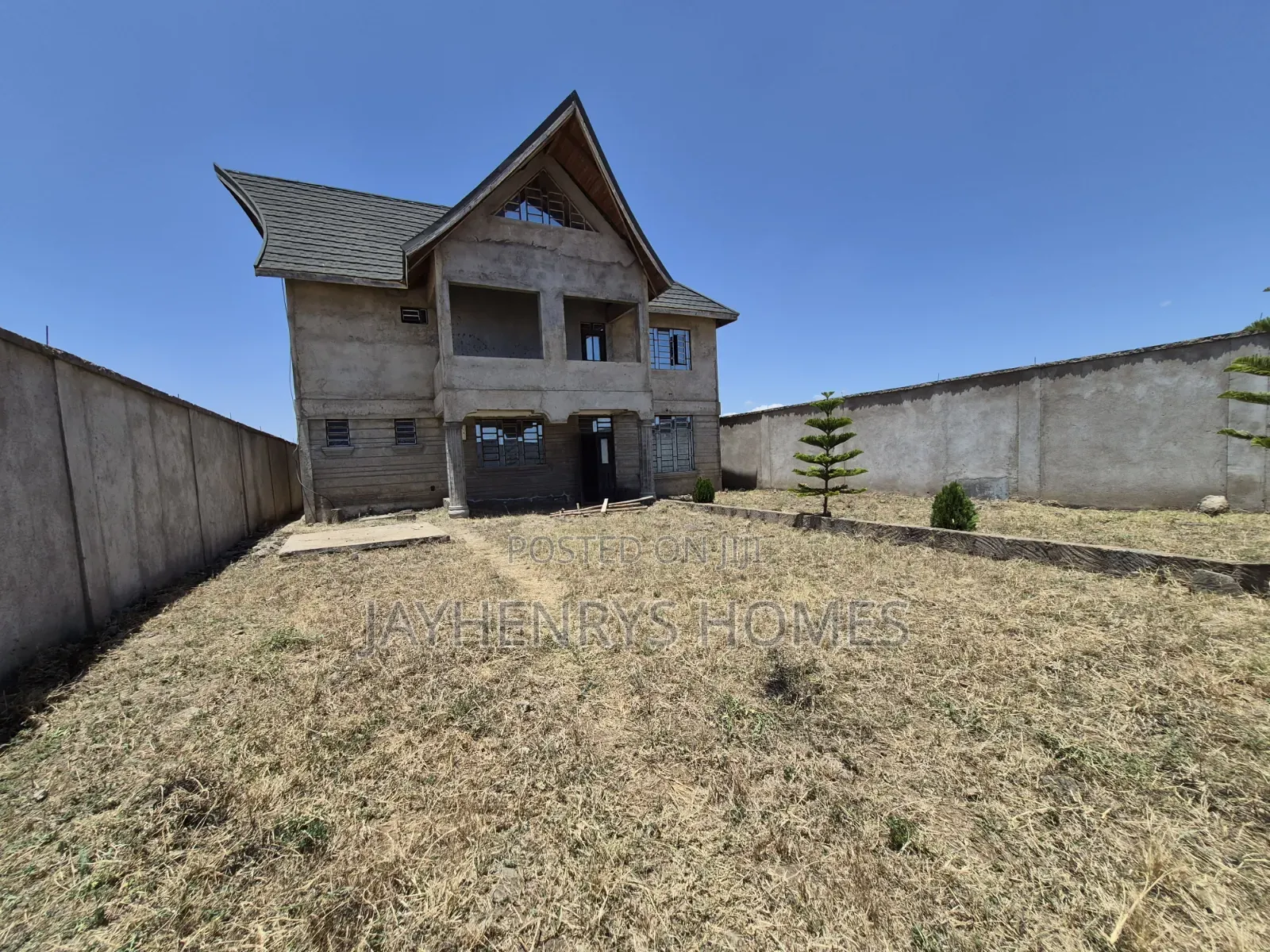 4bdrm House in Kalimoni for sale