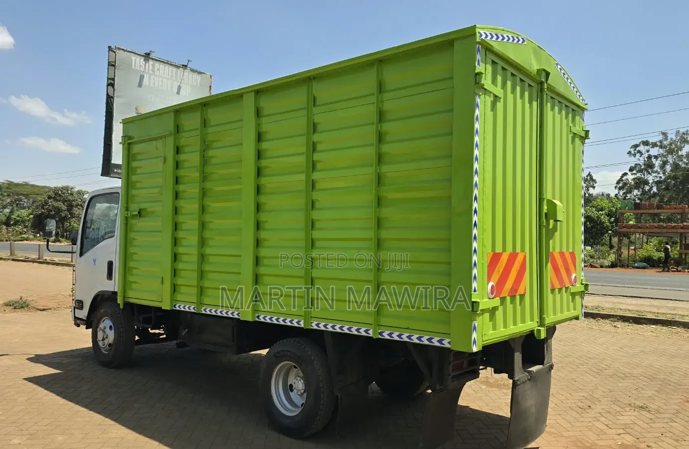 Isuzu NMR Lorry