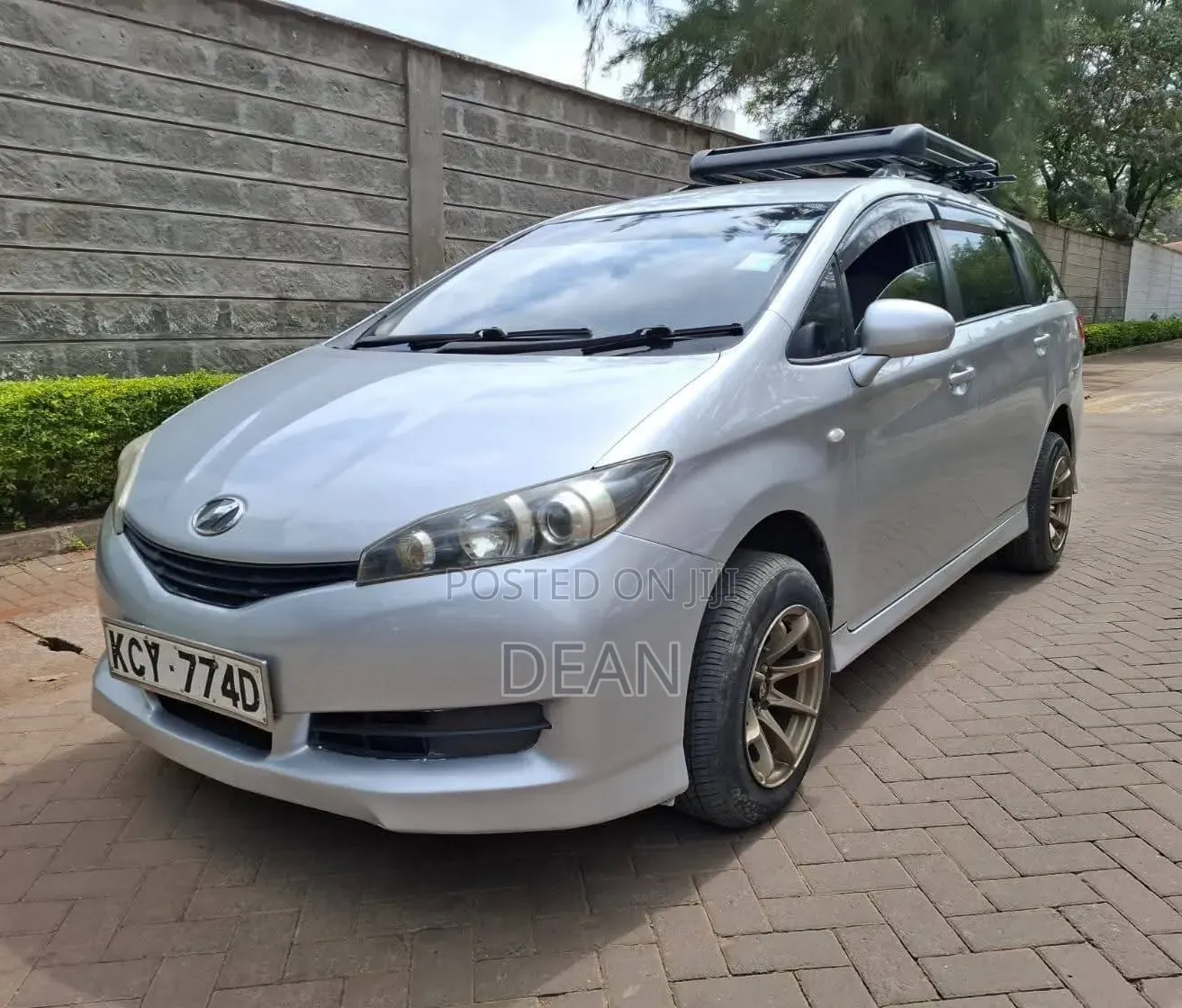 Toyota Wish 2013 Silver