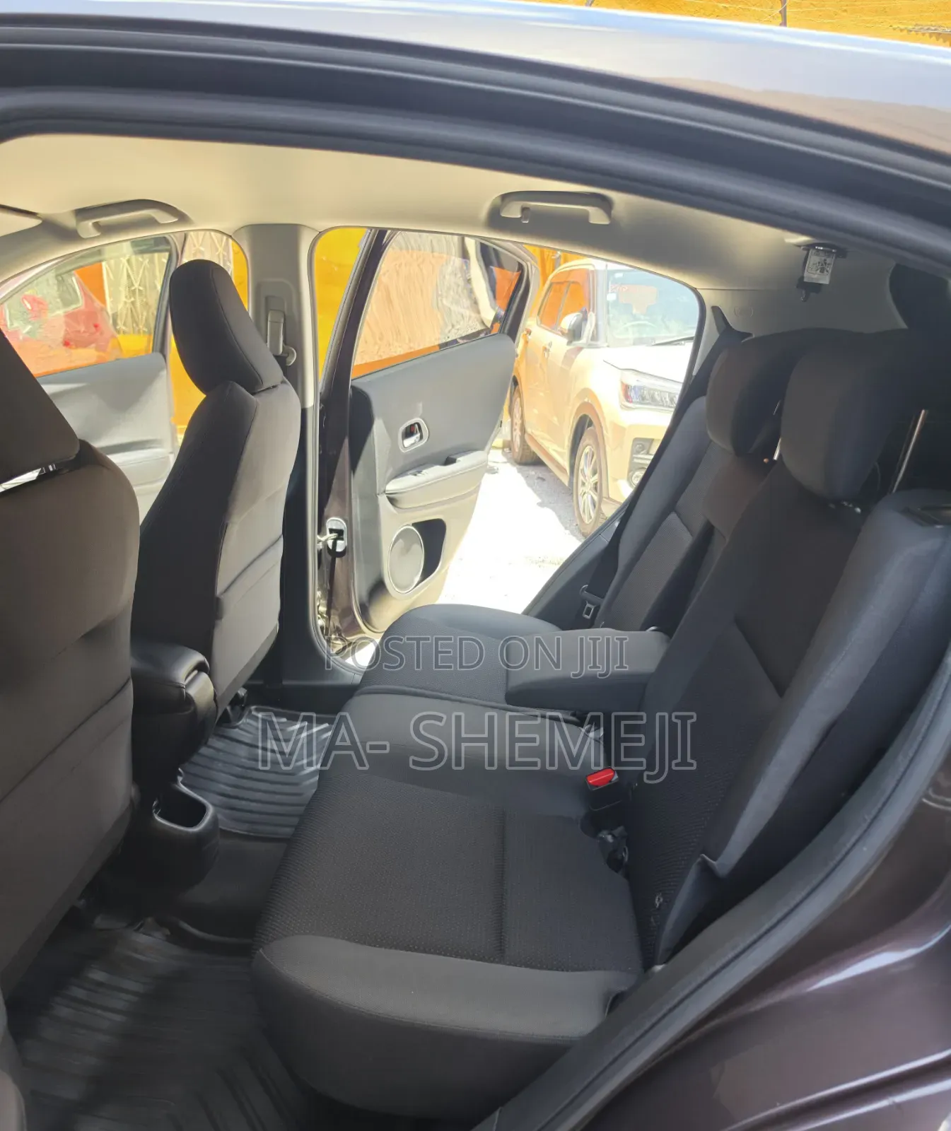 Honda Vezel 2019 Ivory