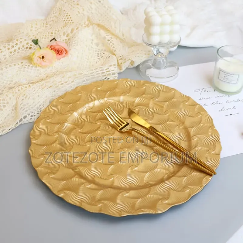13 Inch Round Reef Charger Plate