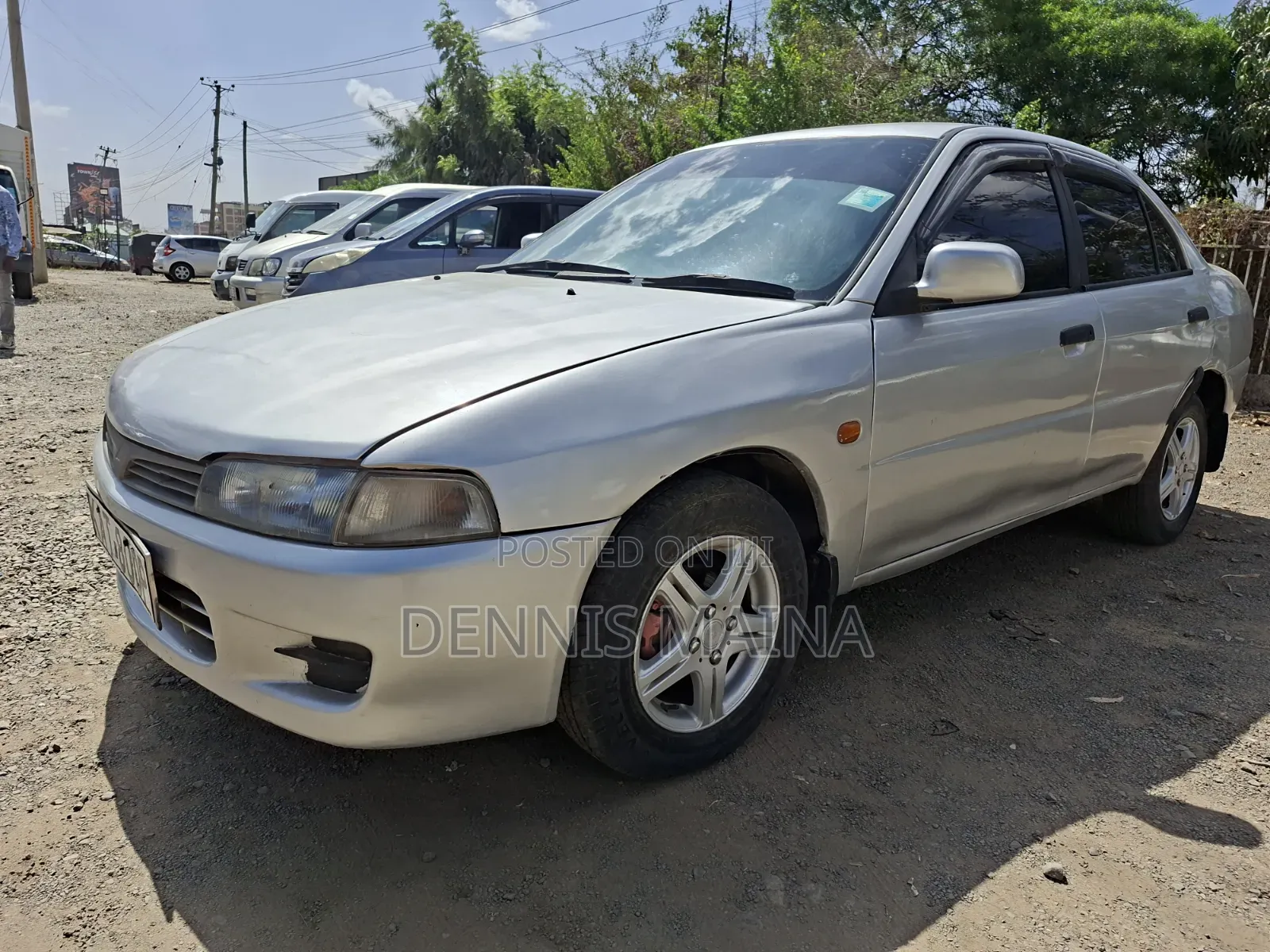 Mitsubishi Lancer 2000 Silver