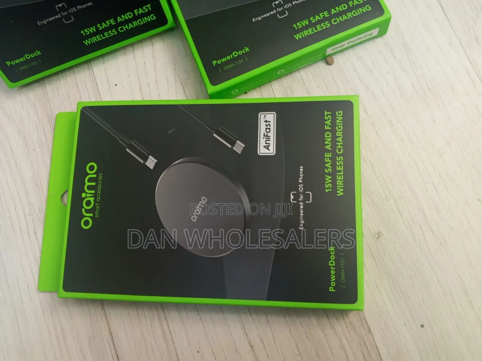Oraimo Smart Accessories PowerDock 15W Wireless Charger OWH-1151