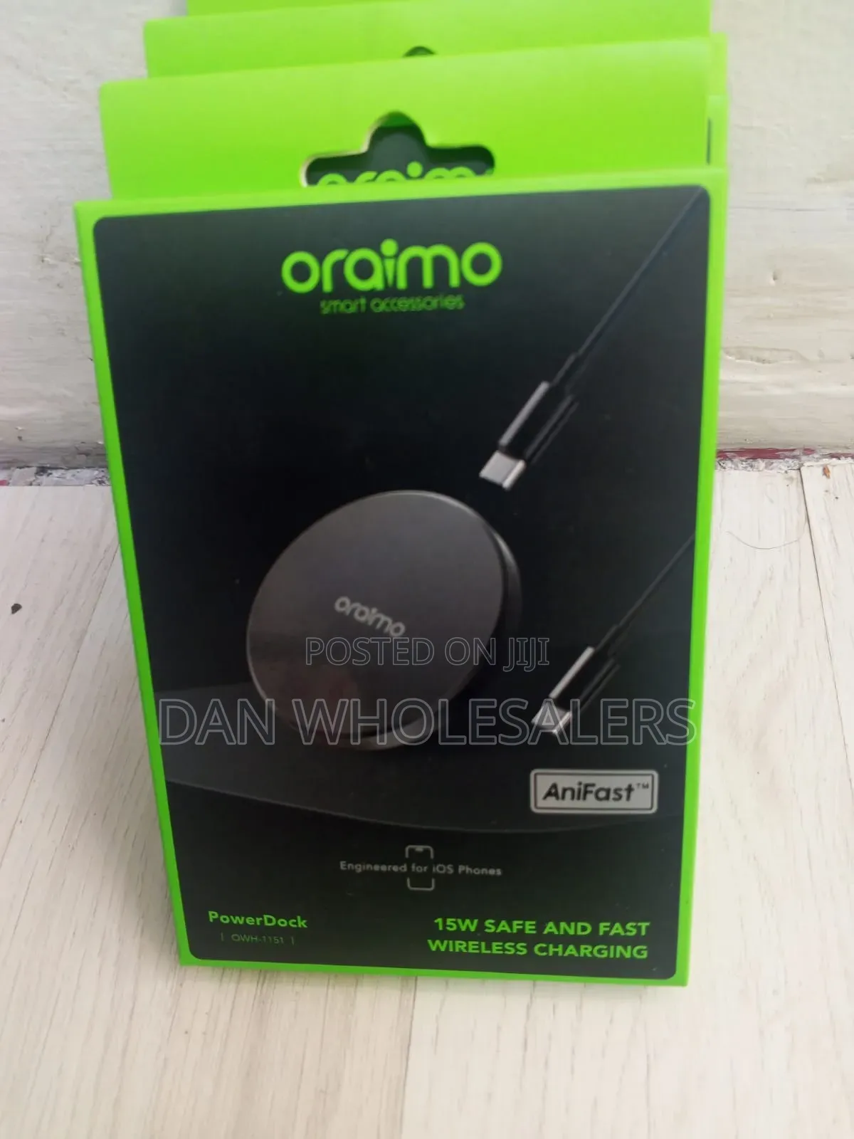 Oraimo Wireless Charging Pad 15W Safe Fast Charging for iOS Phones